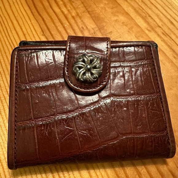 Brighton Brown Black Leather Wallet with Silver Hardware - Picture 3 of 8